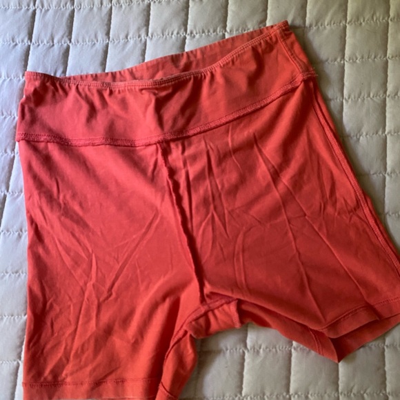 FP movement shorts - Picture 2 of 5